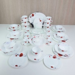 Service de table58 pieces en porcelaine,plats ,bole ,tasse de thé
