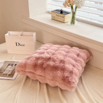 Couverture de Luxe en Fausse Fourrure Douce + 2 taies - Rose